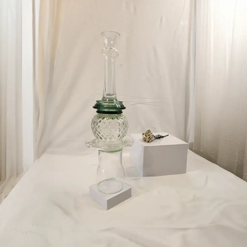 Gédéon – Soliflore en verre vert transparent